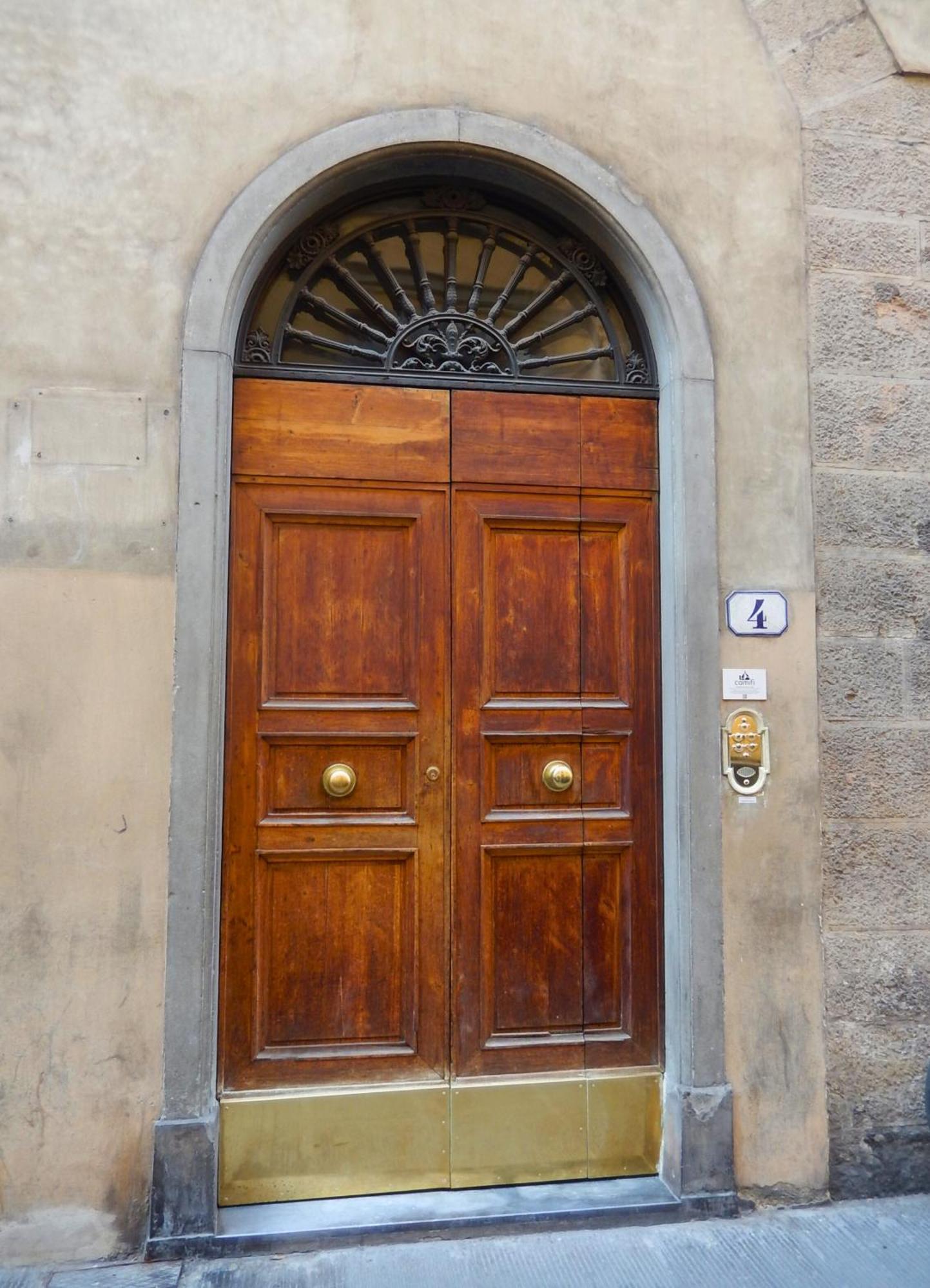 Lovely Apt 3Min Walk To Ponte Vecchio Флоренция Экстерьер фото